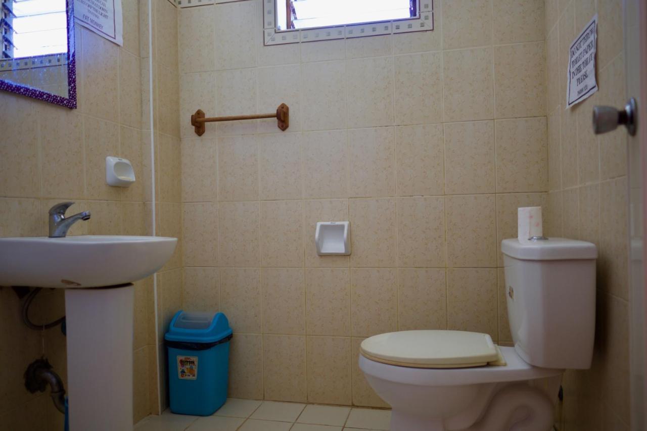 Fat Monkey Hostelコロン エクステリア 写真